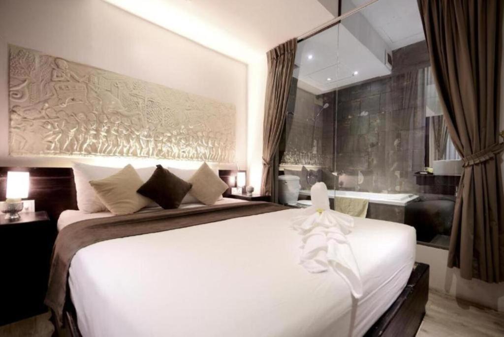 Blue Crystal Boutique Hotel Phnom Penh Exterior foto