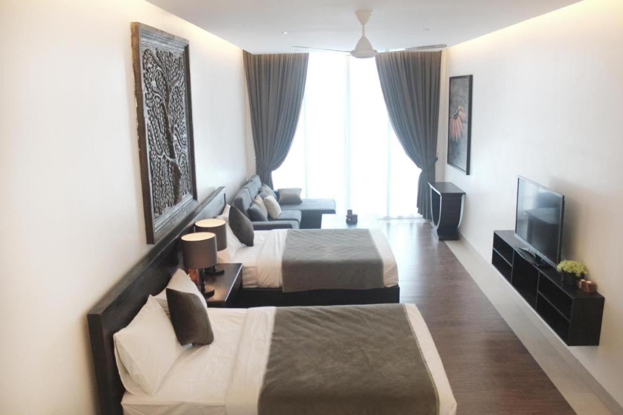 Blue Crystal Boutique Hotel Phnom Penh Exterior foto